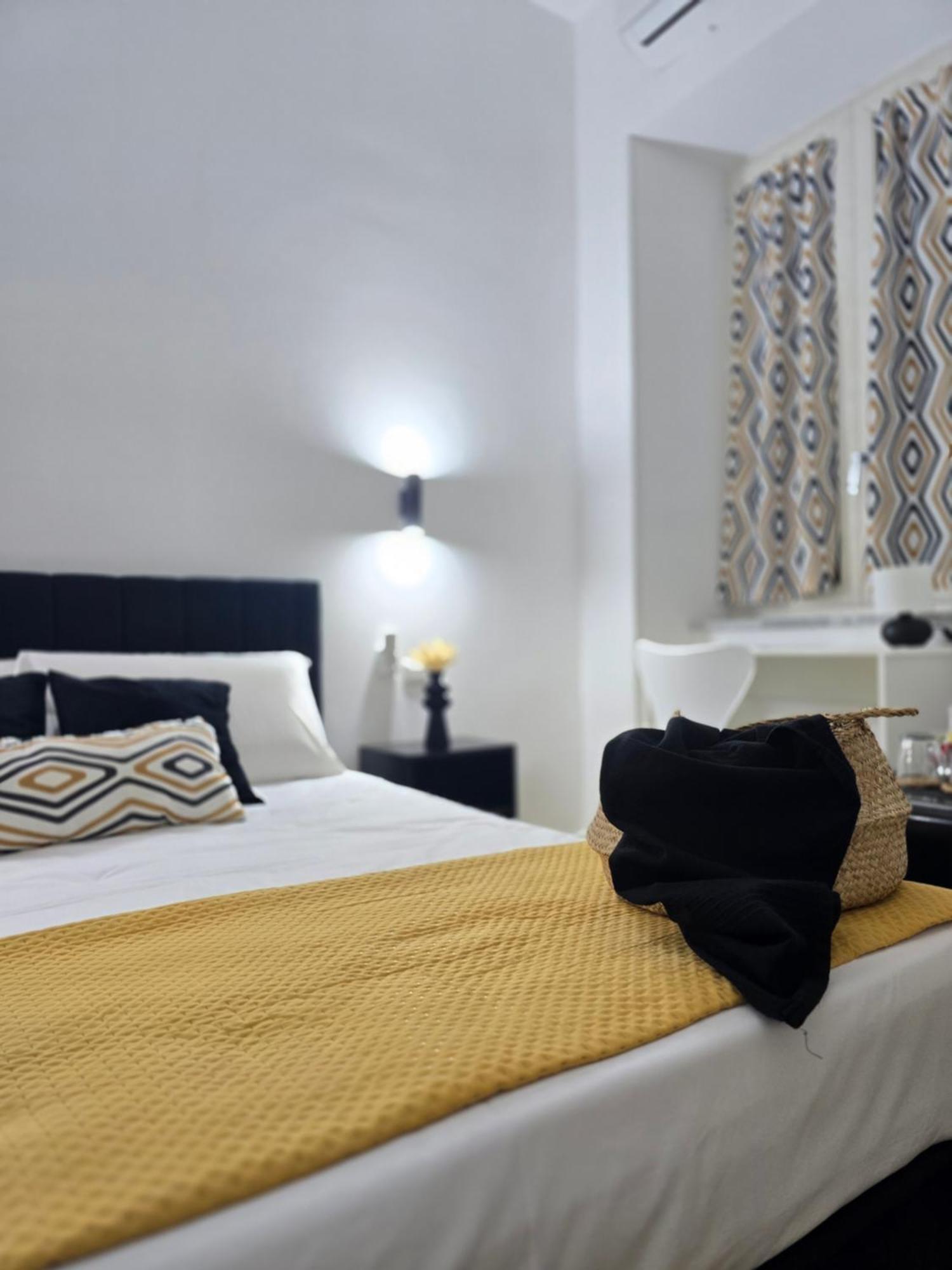 Ventre Luxury Rooms ナポリ エクステリア 写真