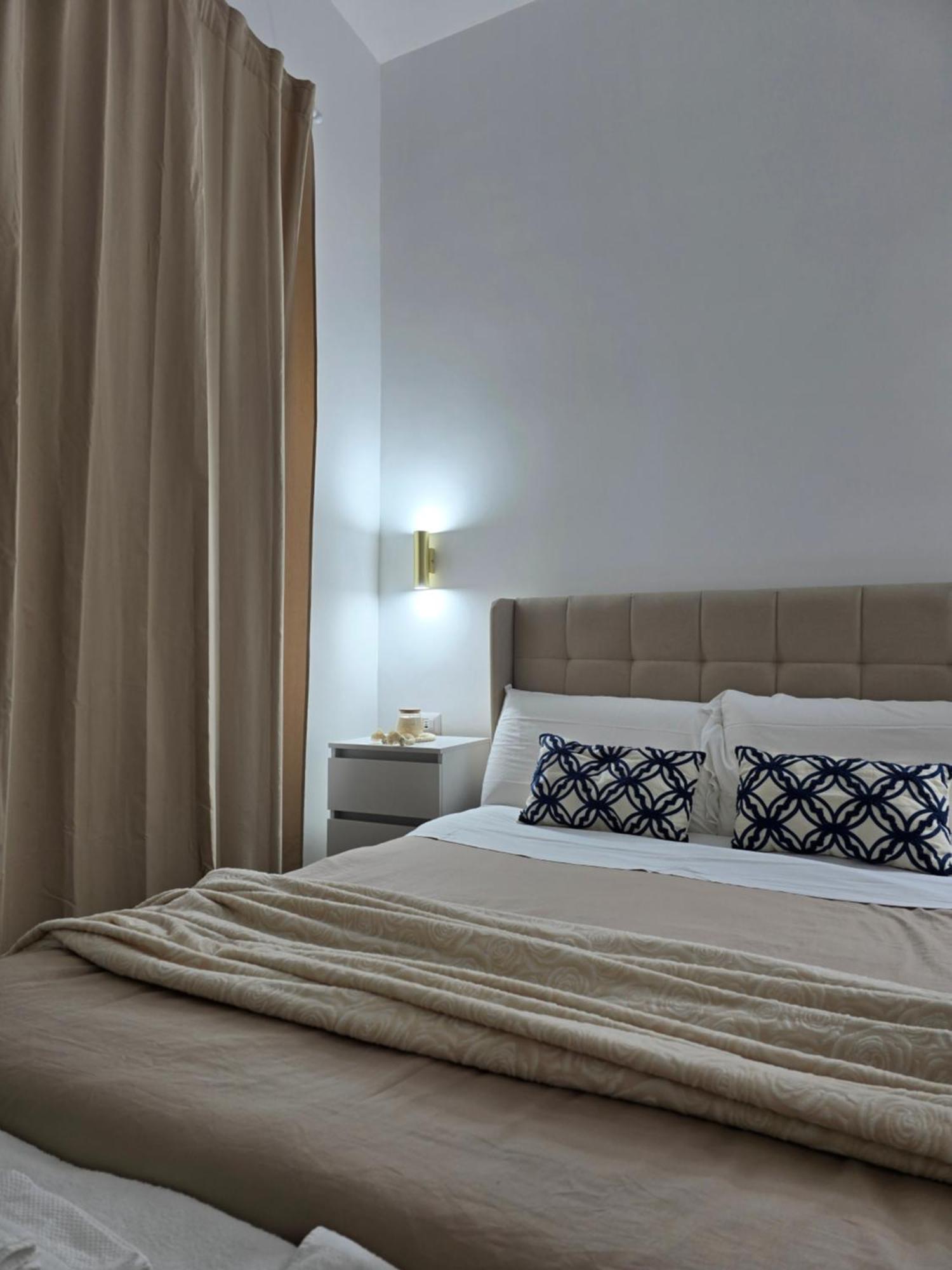 Ventre Luxury Rooms ナポリ エクステリア 写真